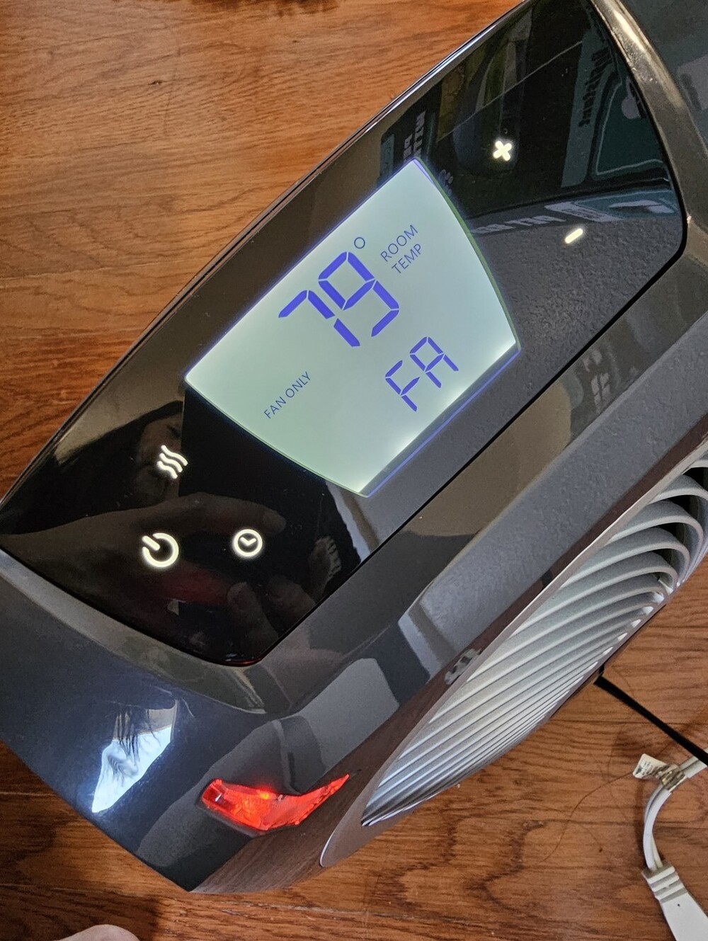 Vornado Whole Room Heater And Fan - Picture 5 of 5